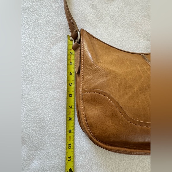 Frye Cara Saddle bag Tan Leather - Picture 10 of 10
